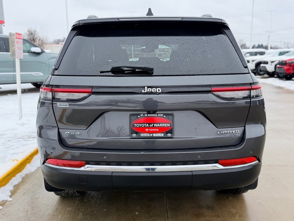 Used 2022 Jeep Grand Cherokee Limited image 4