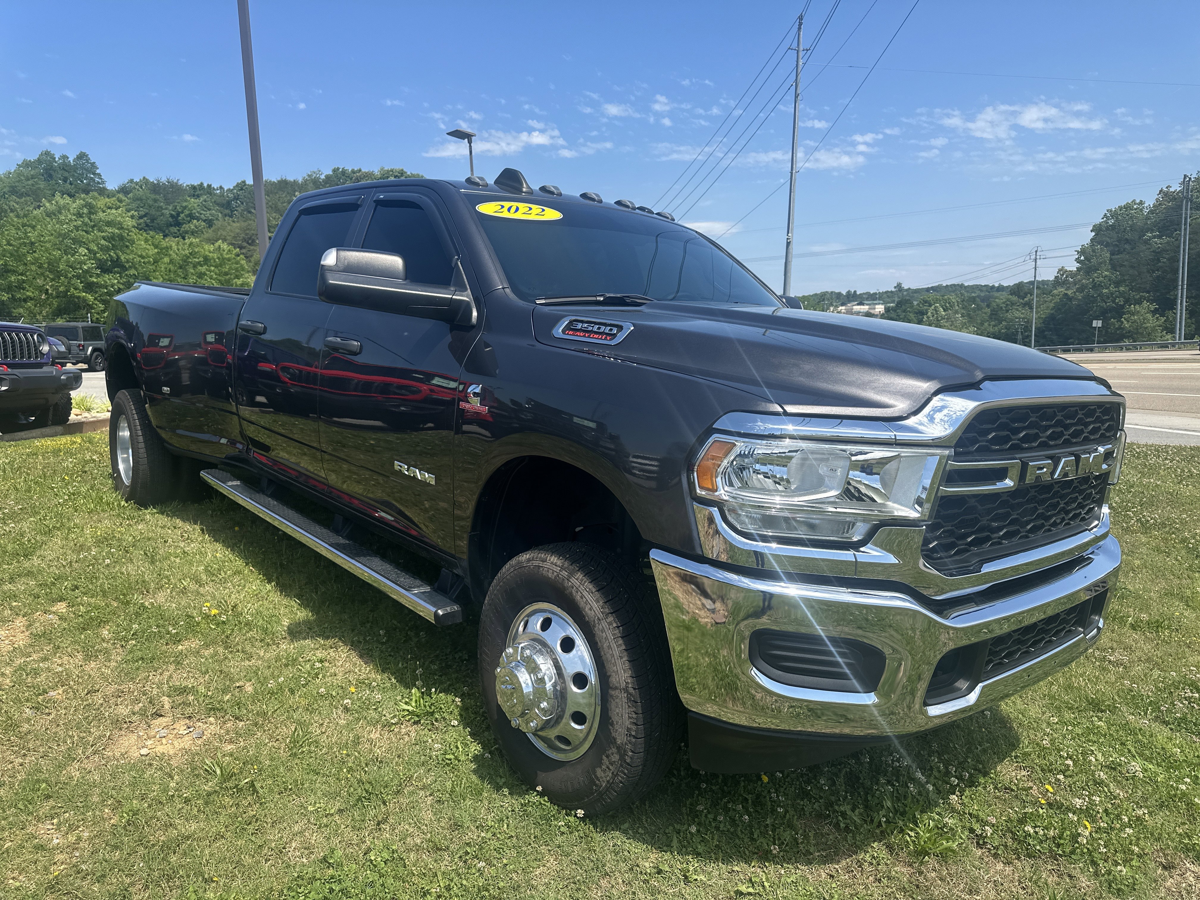 Used 2022 RAM 3500 Tradesman AWD/4WD image 5