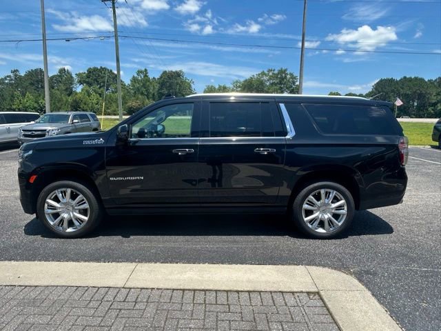Used 2021 Chevrolet Suburban High Country RWD image 5