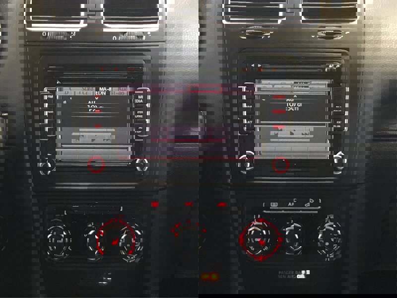 Used 2013 Volkswagen Jetta TDI image 13