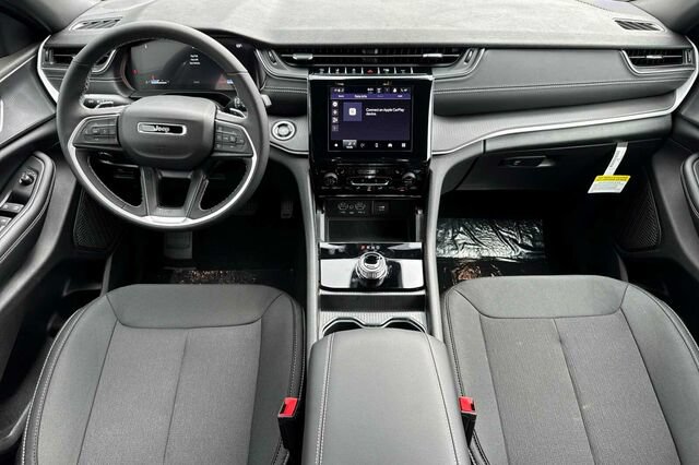 New 2026 Jeep Grand Cherokee Laredo X AWD/4WD image 10