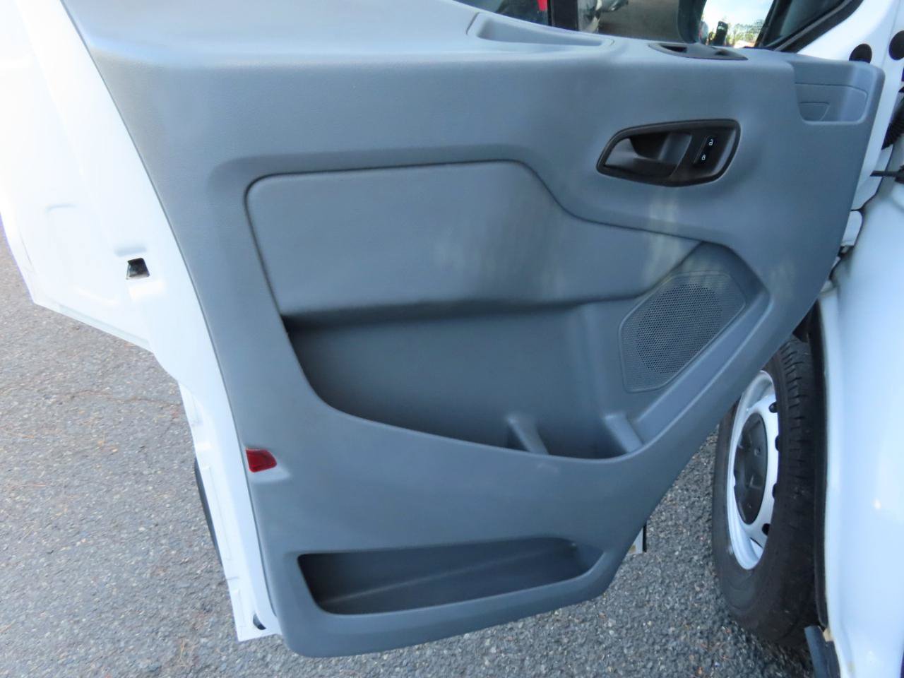 Used 2015 Ford Transit 150 148 Medium Roof RWD image 10