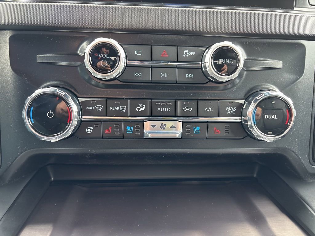 New 2026 Ford F250 Platinum image 28