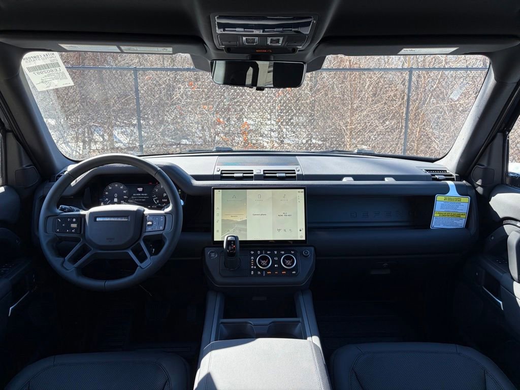 New 2026 Land Rover Defender 110 X-Dynamic SE image 18