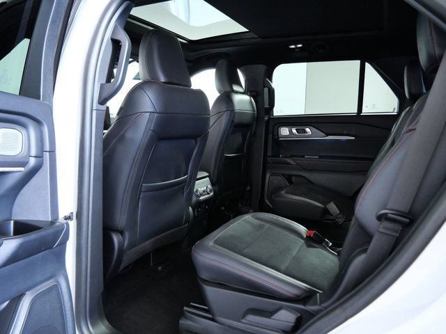 Certified 2026 Ford Explorer ST w/ Sun And Sound Package AWD/4WD image 14