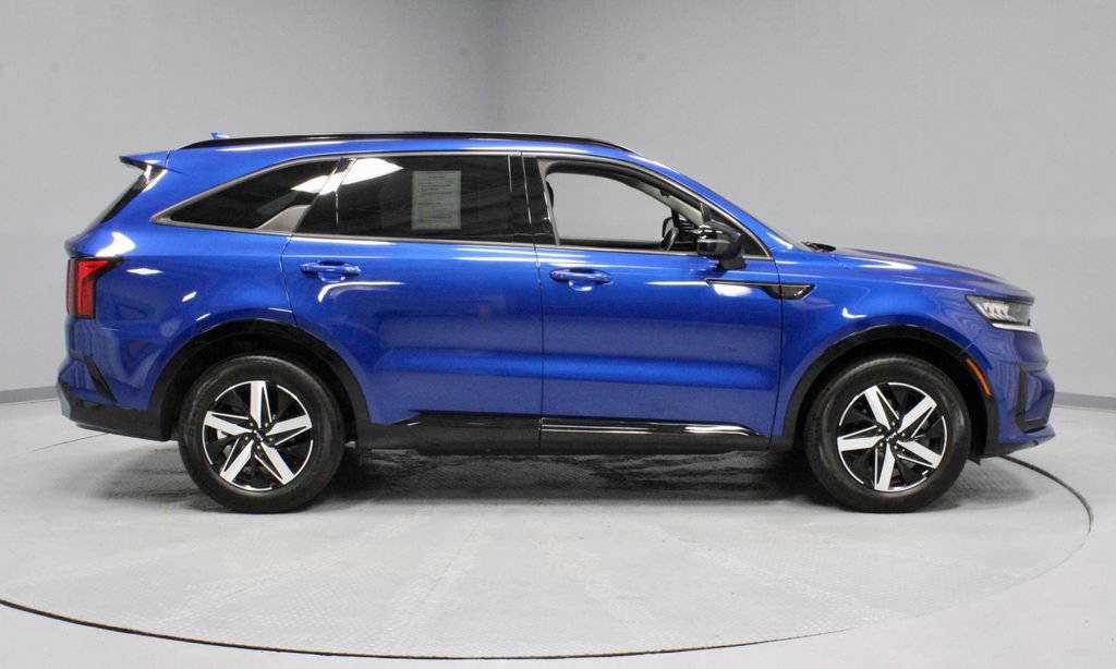 Used 2023 Kia Sorento S FWD image 7