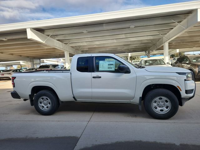 New 2026 Nissan Frontier S image 2