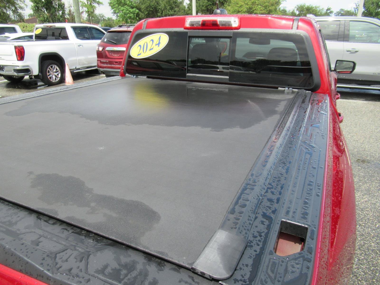 Used 2024 Chevrolet Colorado LT w/ LT Convenience Package III AWD/4WD image 35