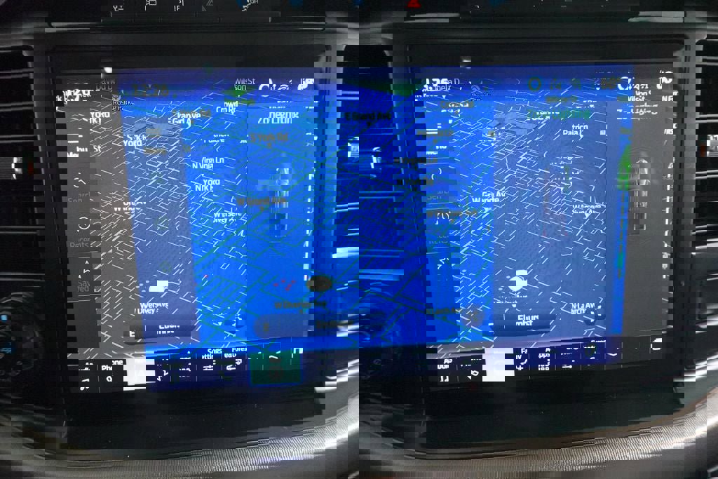 Used 2024 Ford F150 Platinum w/ Equipment Group 703A Plus AWD/4WD image 19