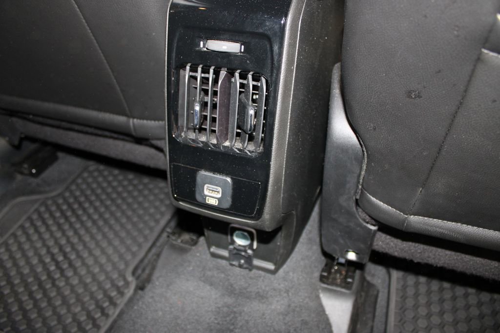 Used 2025 Jeep Compass Trailhawk AWD/4WD image 31