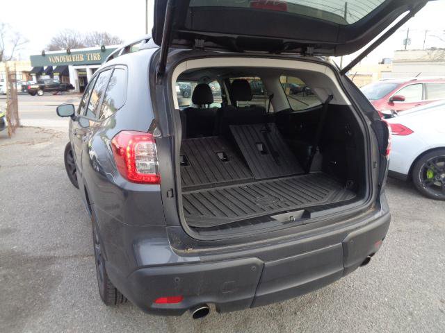Used 2023 Subaru Ascent Onyx Edition Limited AWD/4WD image 11