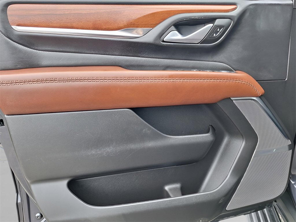 Used 2023 GMC Yukon Denali Ultimate image 37