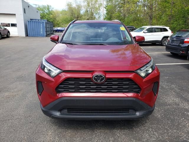 Used 2023 Toyota RAV4 XLE w/ Convenience Package AWD/4WD image 5