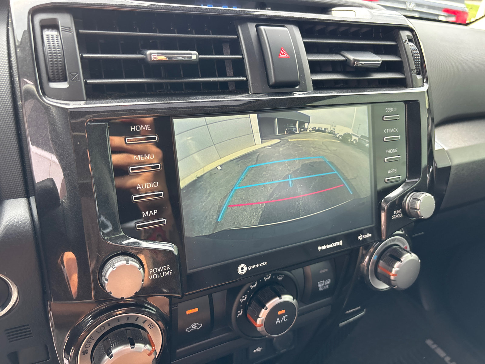 Used 2020 Toyota 4Runner TRD Off-Road Premium w/ Moonroof Package AWD/4WD image 20