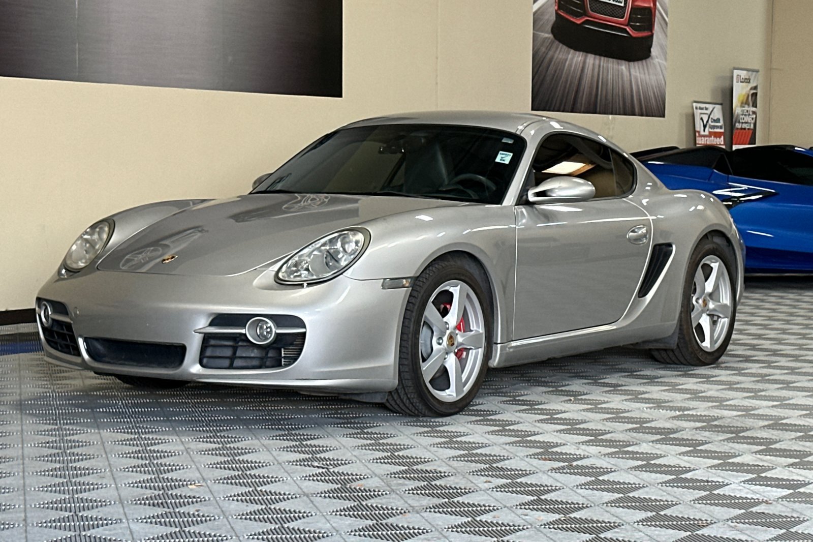 Used 2007 Porsche Cayman S RWD image 8