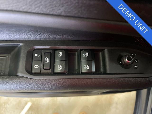 New 2026 Jeep Compass Trailhawk image 13