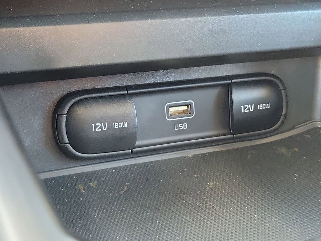 Used 2024 Kia Soul LX w/ Option Group 015 image 22