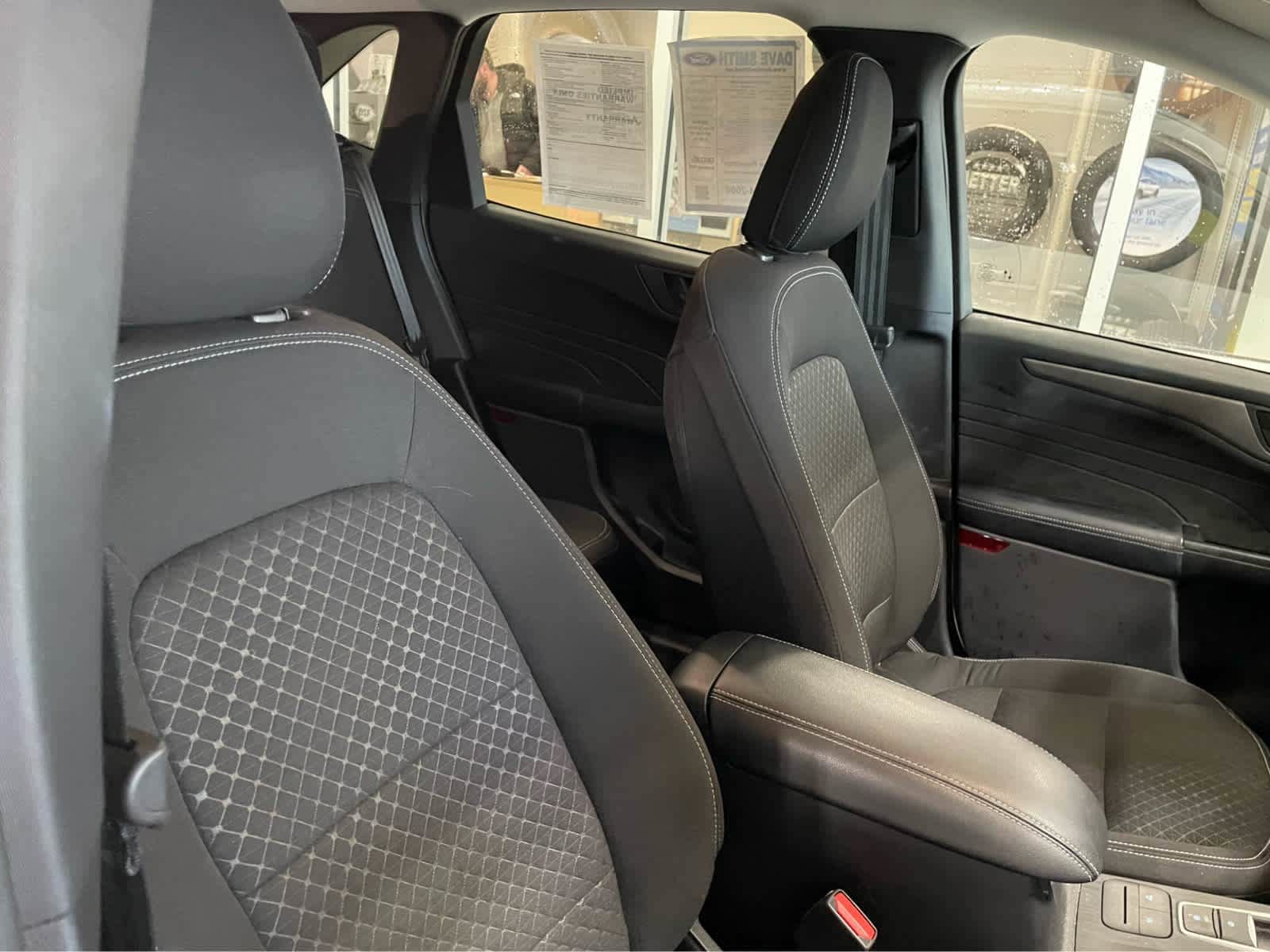 Used 2023 Ford Escape Active AWD/4WD image 44