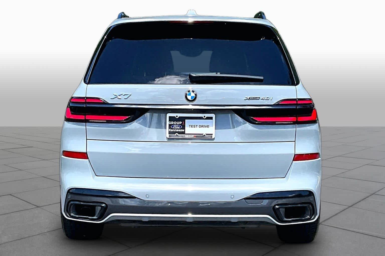 Used 2026 BMW X7 xDrive40i w/ Executive Package AWD/4WD image 5