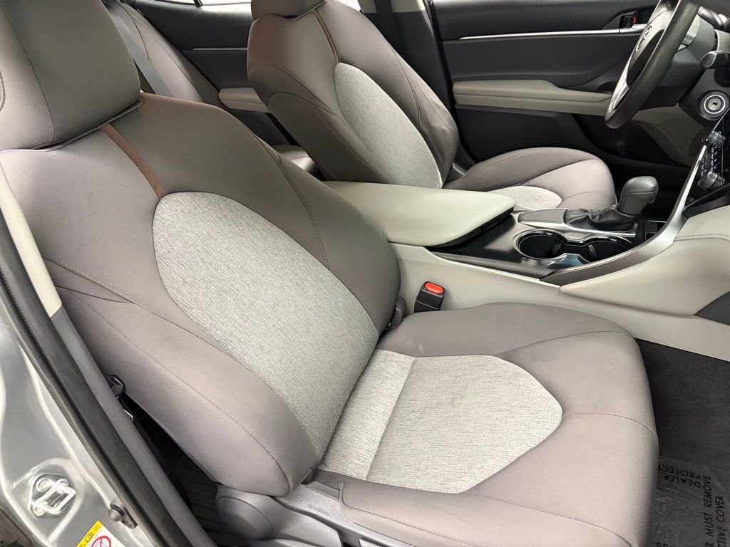 Used 2019 Toyota Camry LE FWD image 47