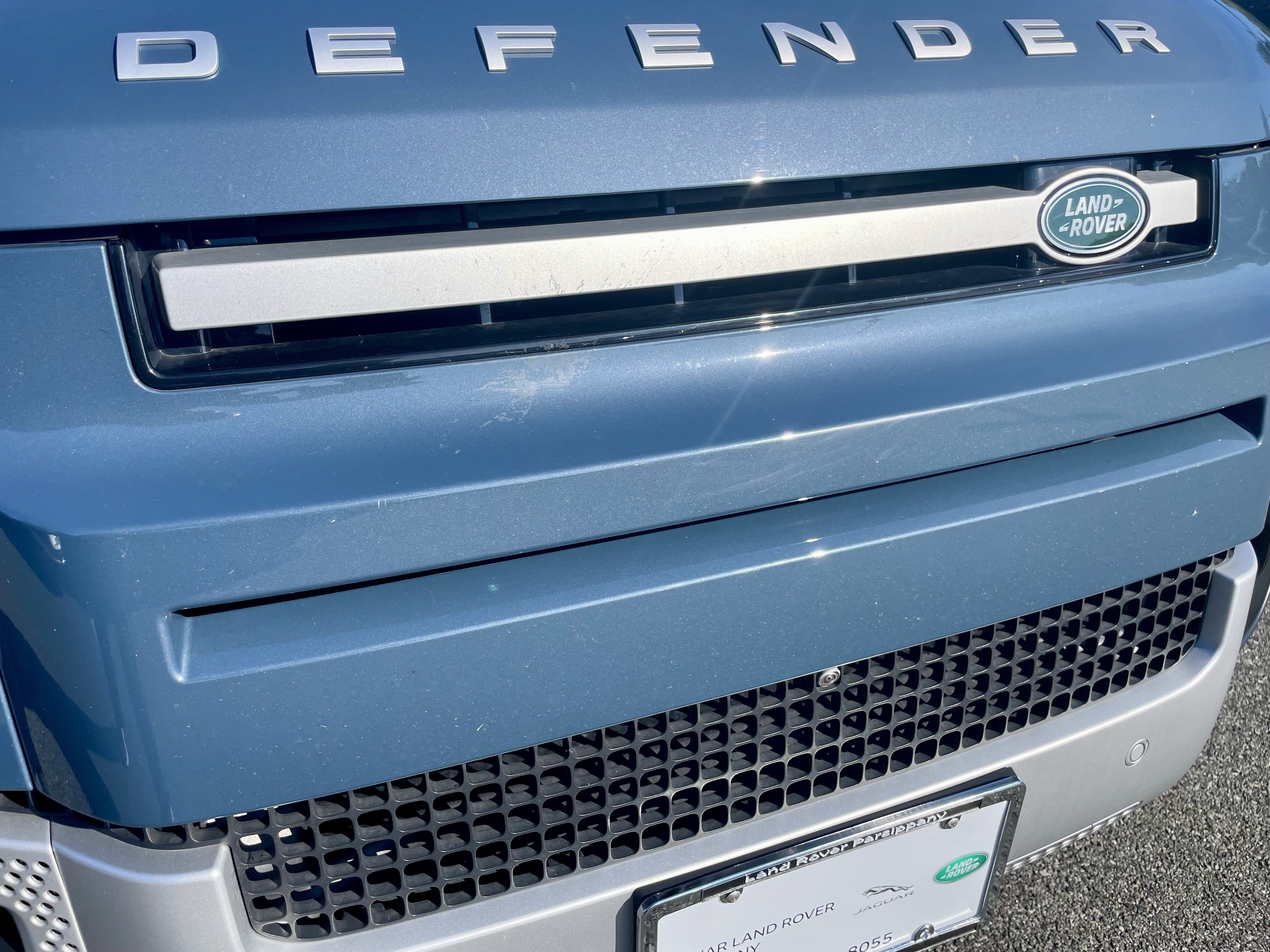 Certified 2025 Land Rover Defender 110 S AWD/4WD image 34