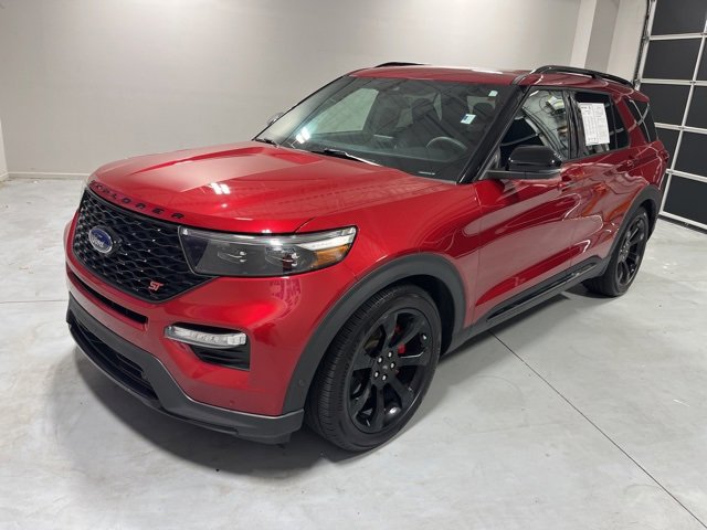 Used 2020 Ford Explorer ST w/ ST Street Pack image 3