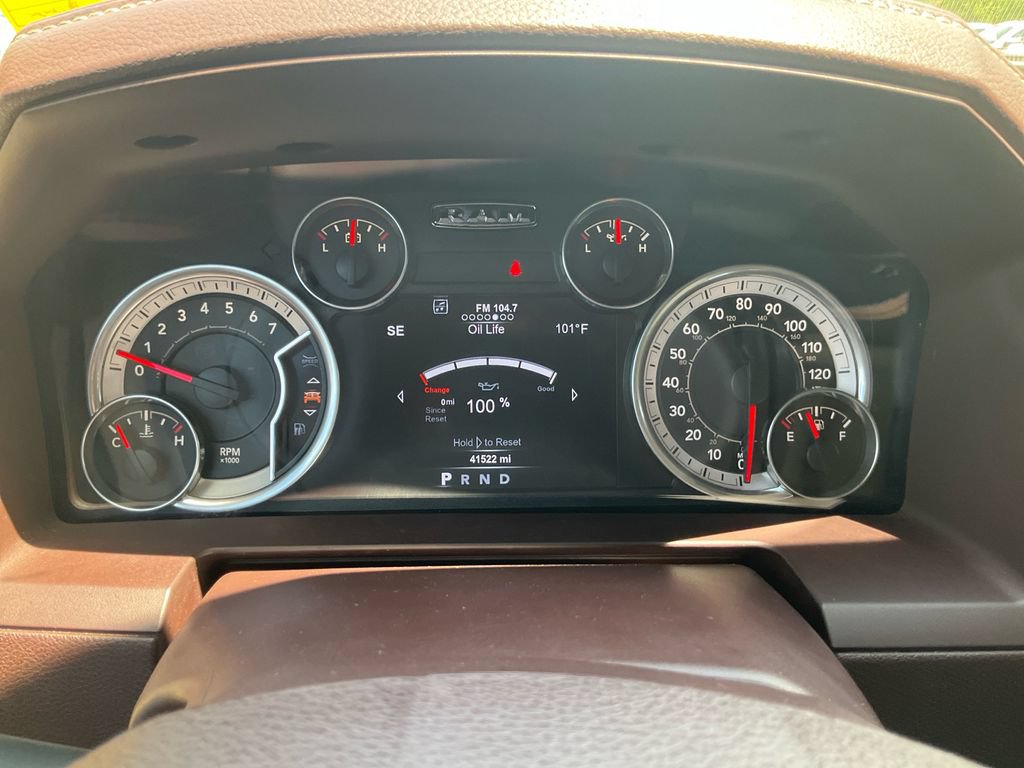 Used 2015 RAM 1500 Laramie w/ Convenience Group AWD/4WD image 22