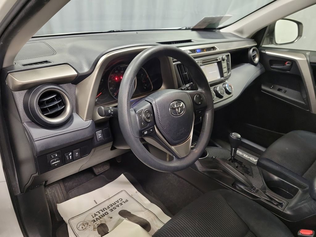 Used 2015 Toyota RAV4 LE image 13