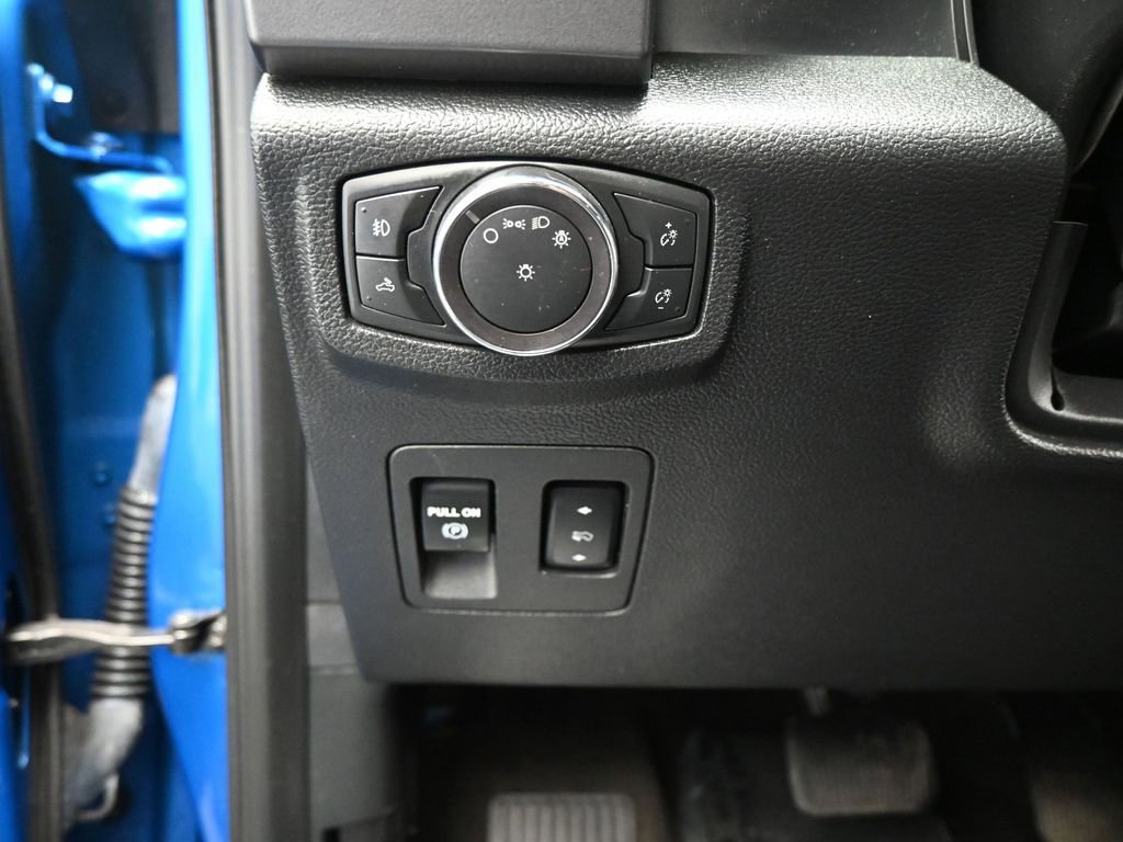 Used 2019 Ford F150 XLT w/ Equipment Group 302A Luxury image 11