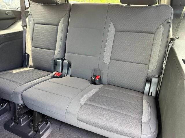 Used 2025 Chevrolet Tahoe LS RWD image 15