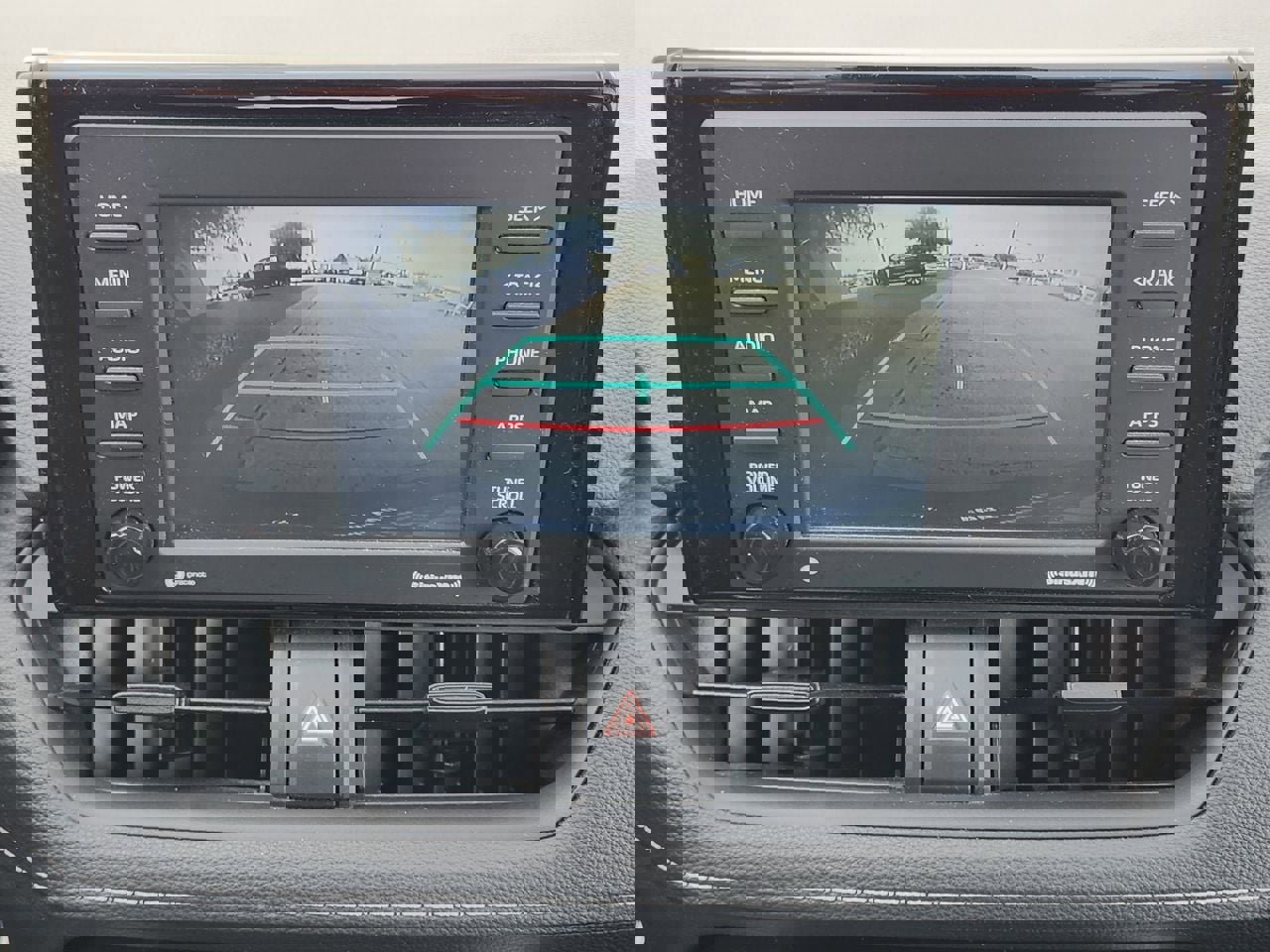 Used 2022 Toyota RAV4 XLE w/ Convenience Package image 17