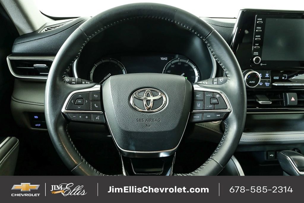 Used 2020 Toyota Highlander XLE image 9