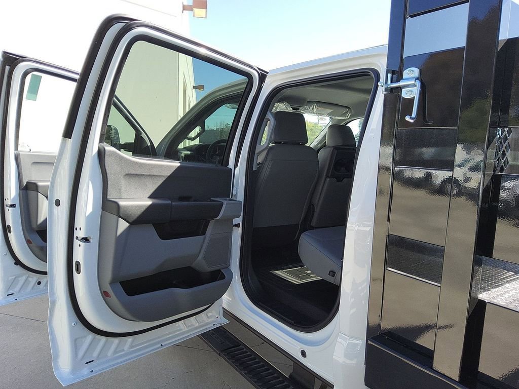 New 2026 Ford F450 XL w/ XL Chrome Package image 13