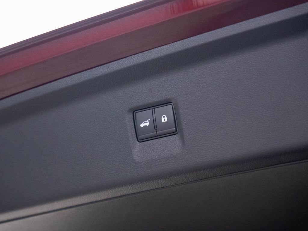 Certified 2025 INFINITI QX60 Luxe image 31