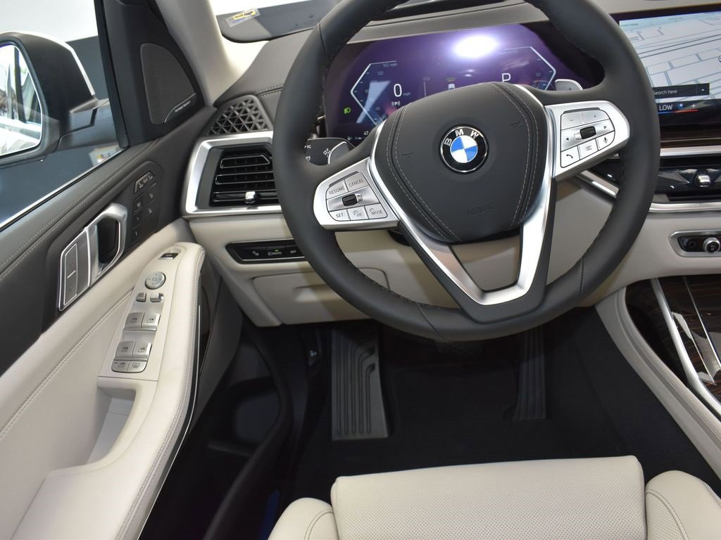 New 2026 BMW X7 xDrive40i w/ Executive Package image 30