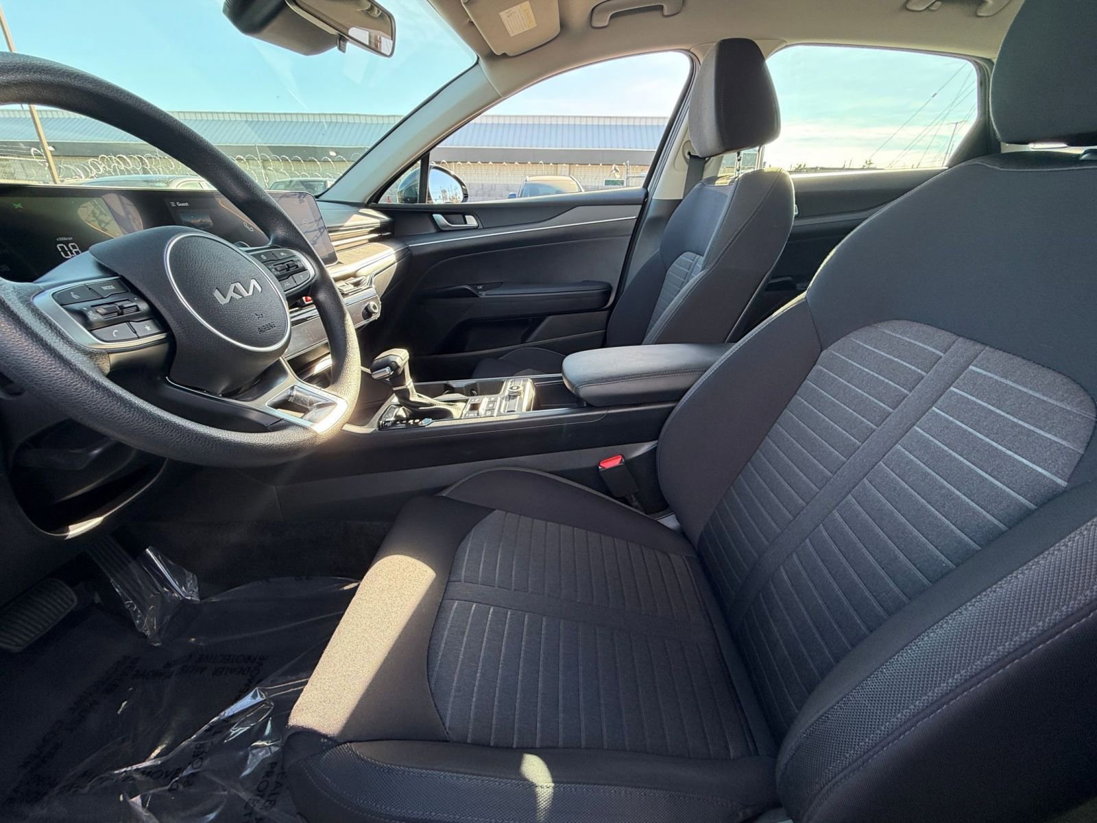 Used 2025 Kia K5 LXS image 23