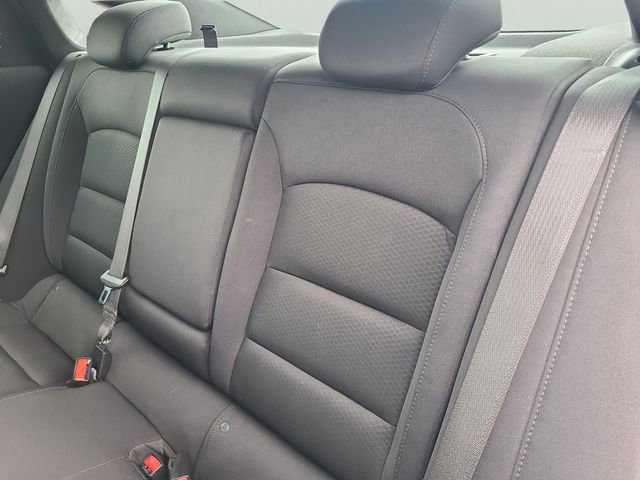 Used 2025 Chevrolet Malibu LT FWD image 13