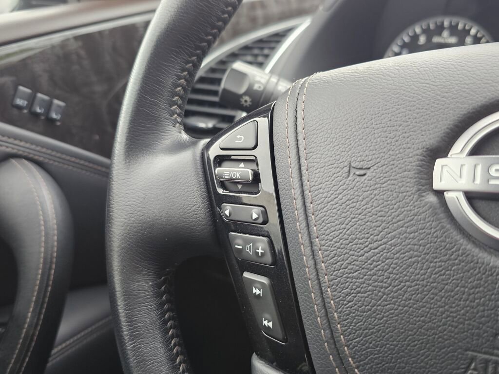 Used 2024 Nissan Armada Platinum AWD/4WD image 32
