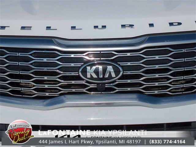 Used 2021 Kia Telluride SX w/ SX Prestige Package image 9