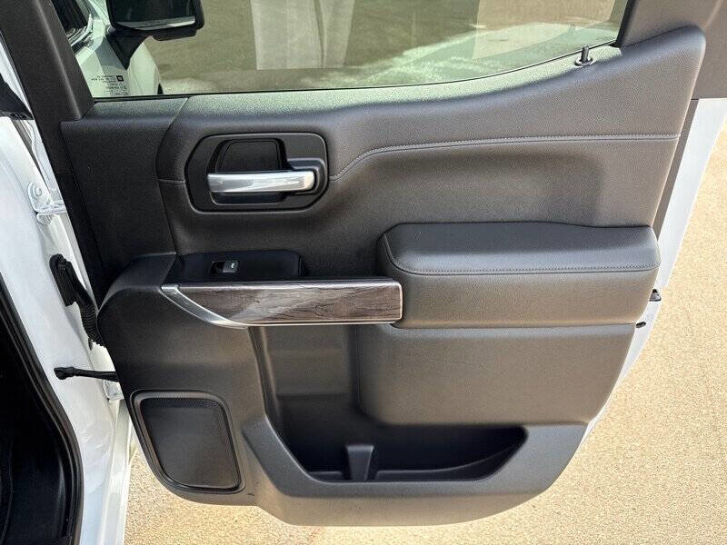 Used 2019 Chevrolet Silverado 1500 LTZ w/ LTZ Plus Package image 18