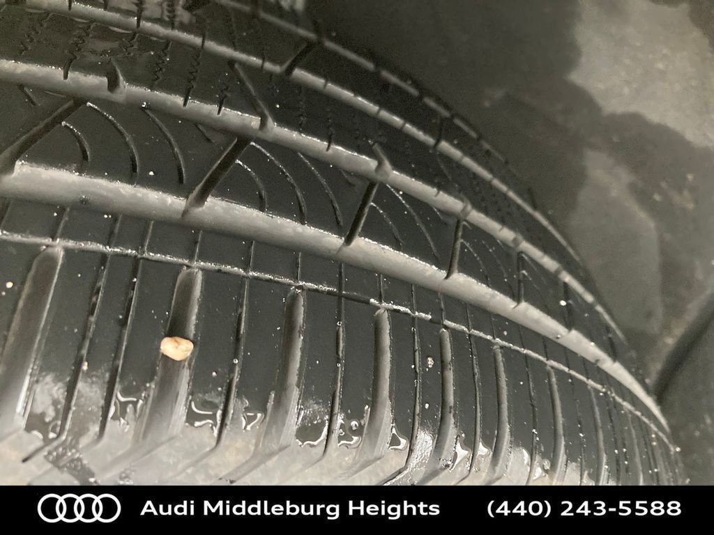 Certified 2023 Audi Q5 2.0T Premium w/ Convenience Package image 16