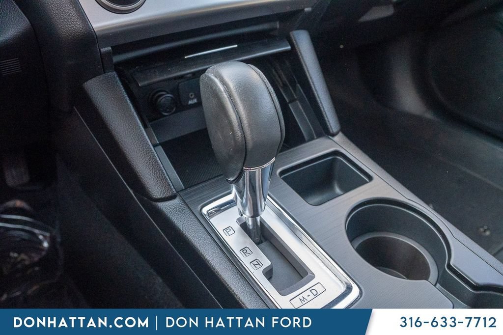 Used 2015 Subaru Legacy 2.5i Premium AWD/4WD image 10