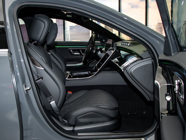 Used 2026 Mercedes-Benz S 580 4MATIC Sedan image 23