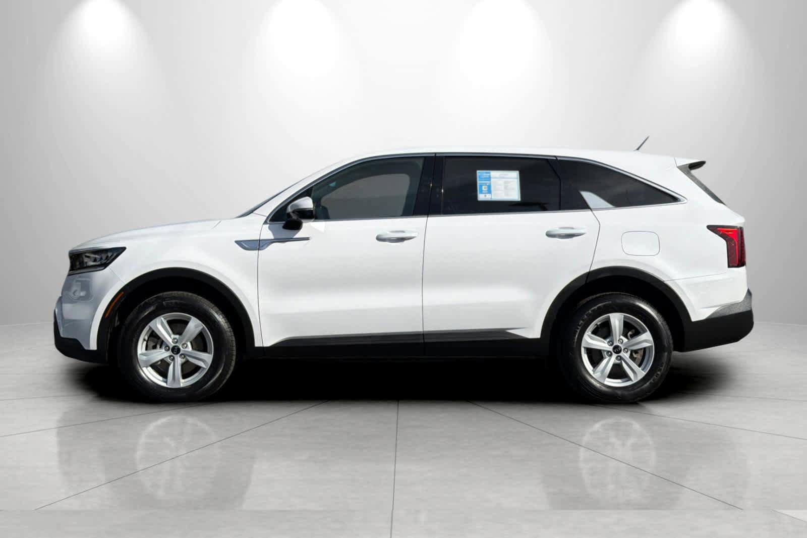 Used 2021 Kia Sorento LX AWD/4WD image 5