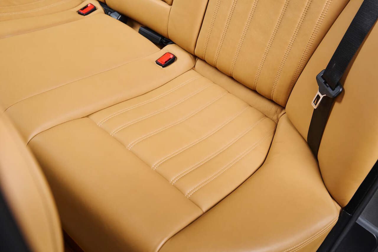 Used 2003 BMW M5 RWD image 54