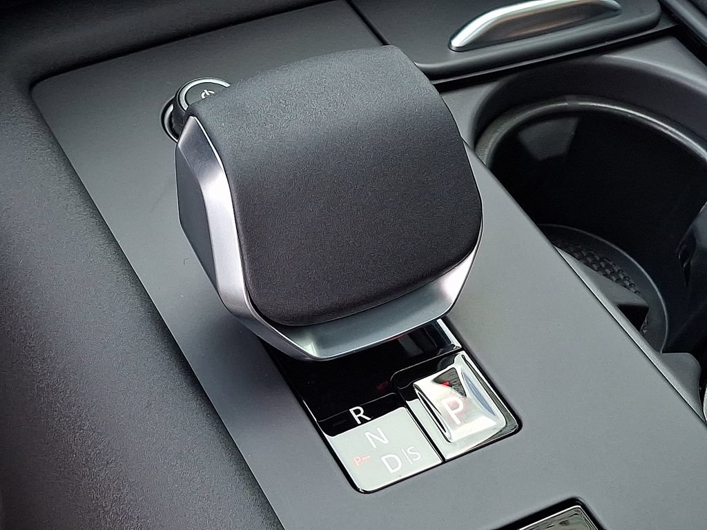 New 2026 Land Rover Discovery Dynamic SE AWD/4WD image 13