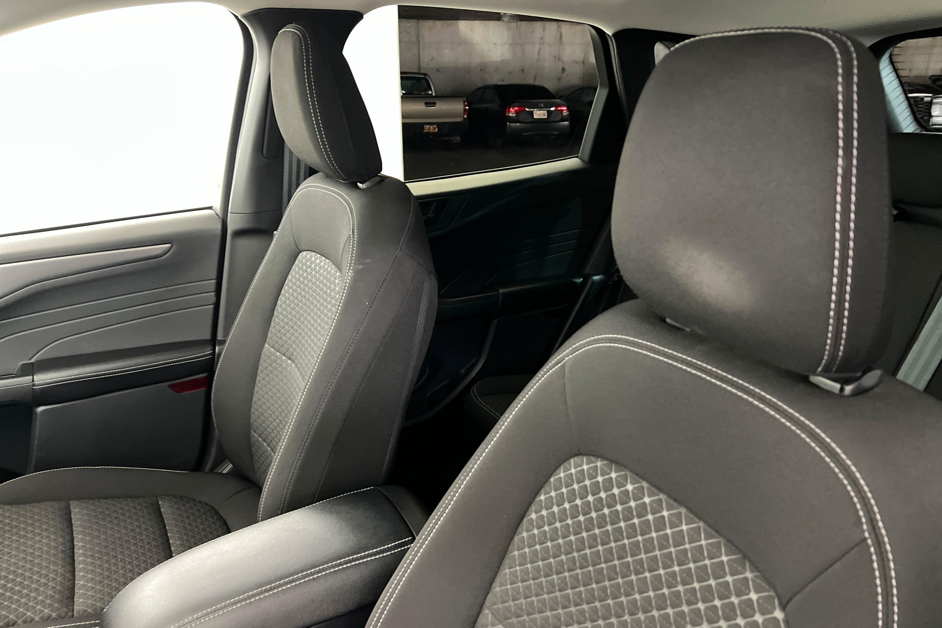 Used 2023 Ford Escape Active FWD image 17