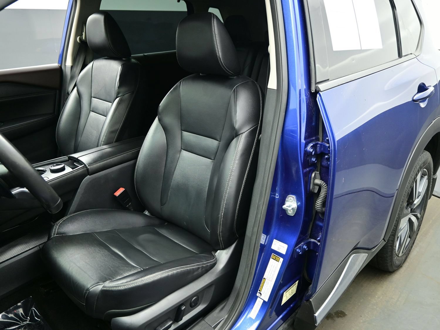 Used 2022 Nissan Rogue SL w/ SL Premium Package AWD/4WD image 12