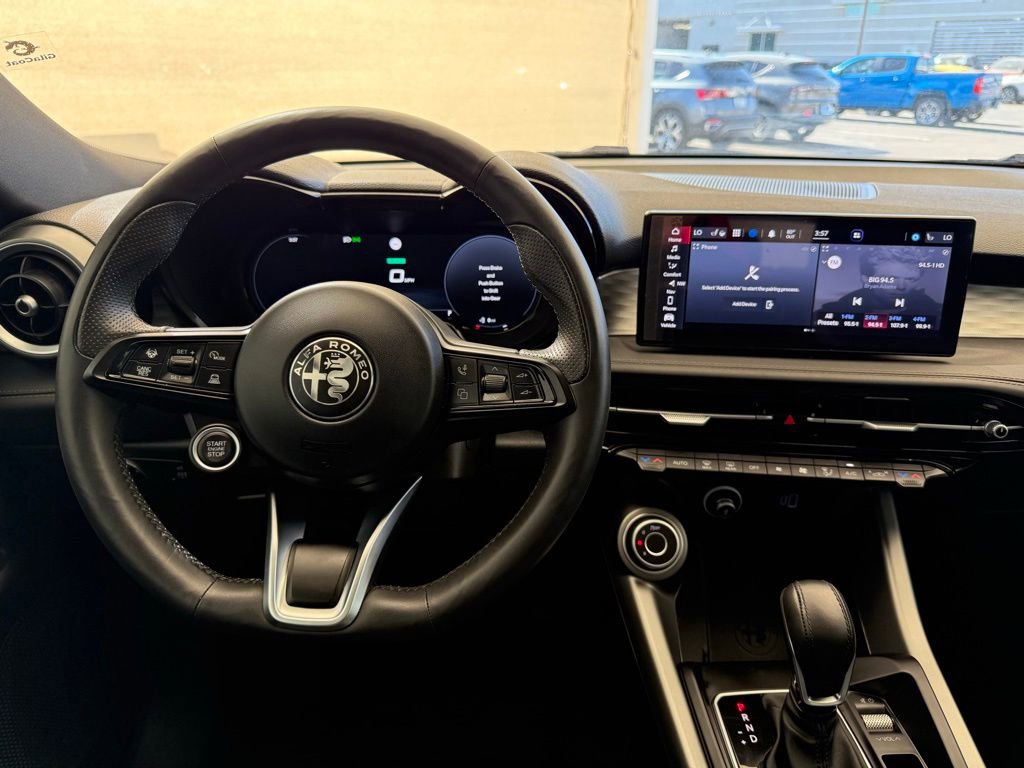 New 2024 Alfa Romeo Tonale Ti AWD/4WD image 23