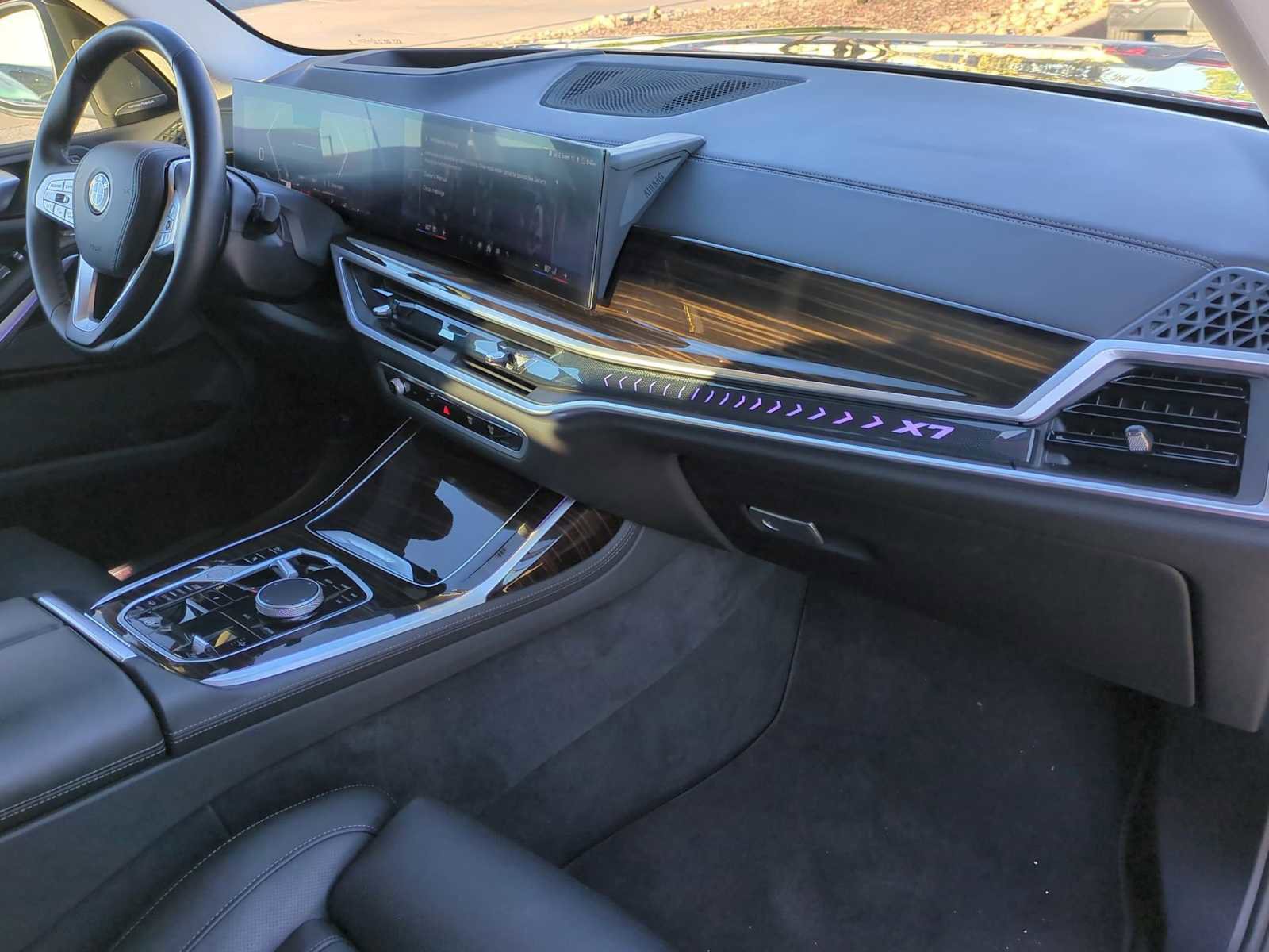 Used 2025 BMW X7 xDrive40i image 30